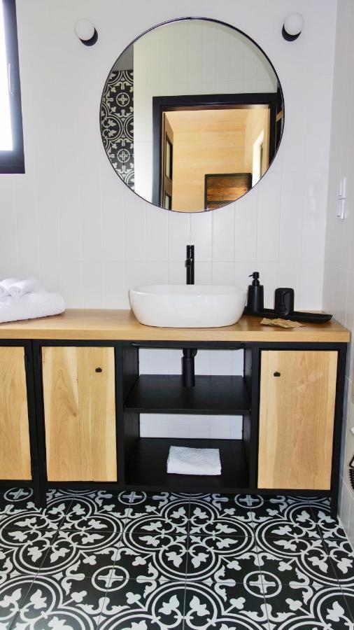 Dzikie Lisko - Apartament Z Tarasem Lesko Ngoại thất bức ảnh